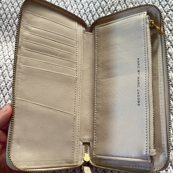 multi colored Marc by Marc Jacobs full length wallet - Picture 4 of 11